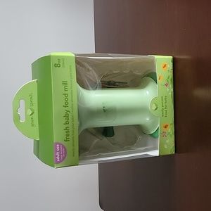 Green Sprouts Baby Good Mill in original box